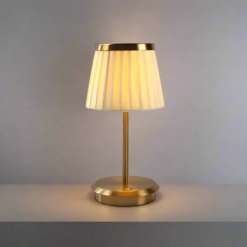 Lampe de table LumiLuxe