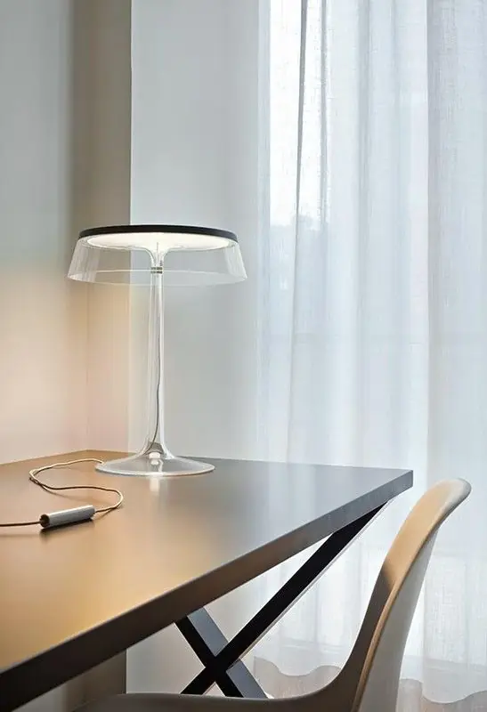 Lampe de table Bon Jour par Flos