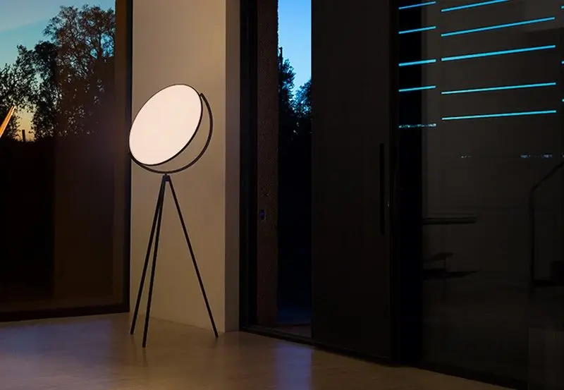 Lampadaire modèle Floss Superloon