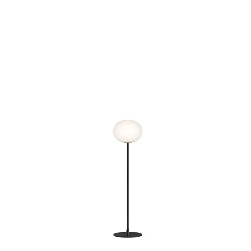 Lampadaire Glo-Ball F1 noir mat par Flos