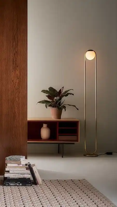 Lampadaire modèle C_Ball B Lux