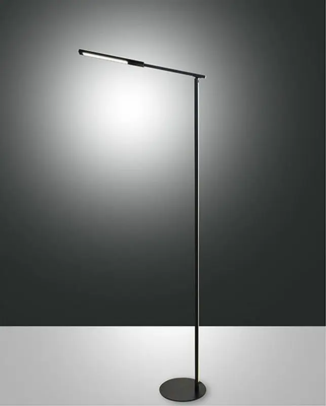 Lampadaire modèle Ideal en noir par Fabas Luce