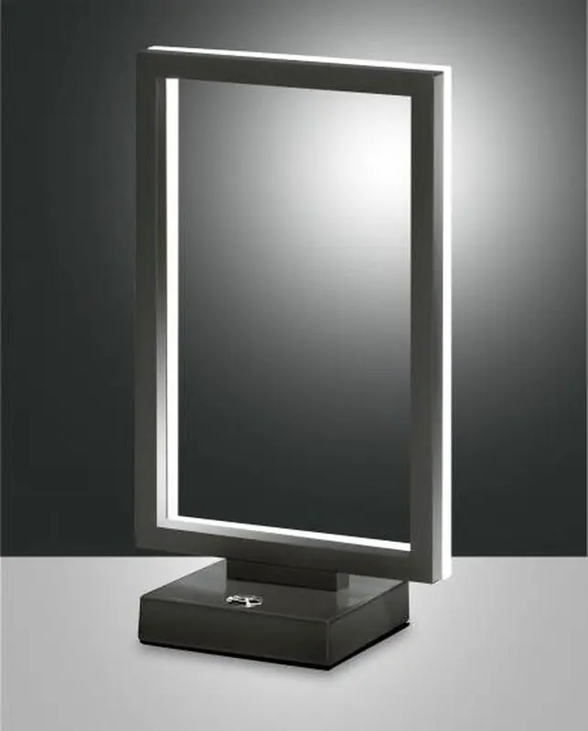 Lampe de table LED modèle Bard de Fabas Luce