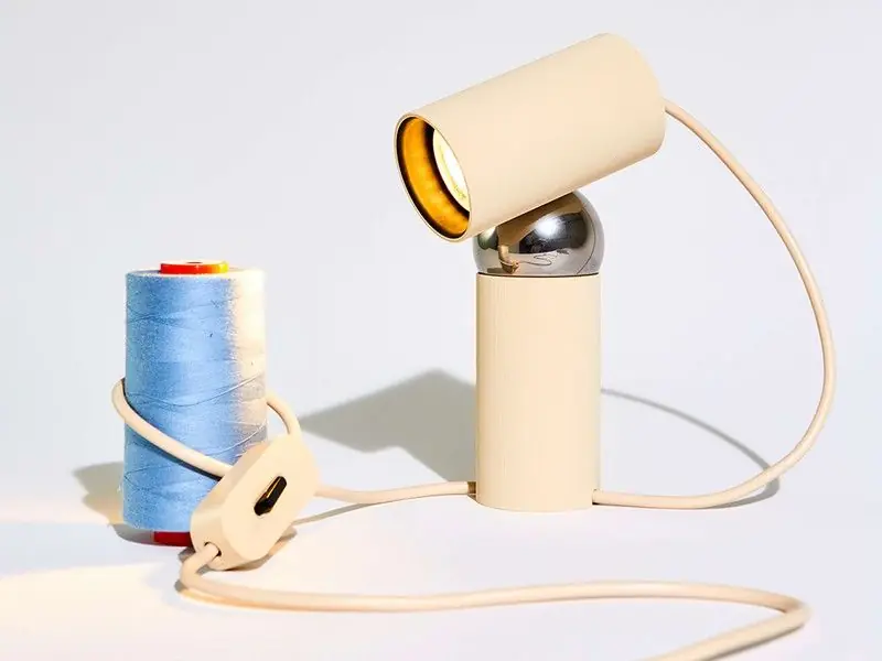 Lampe de table Bilboquet en lin - F0995017 - Flos