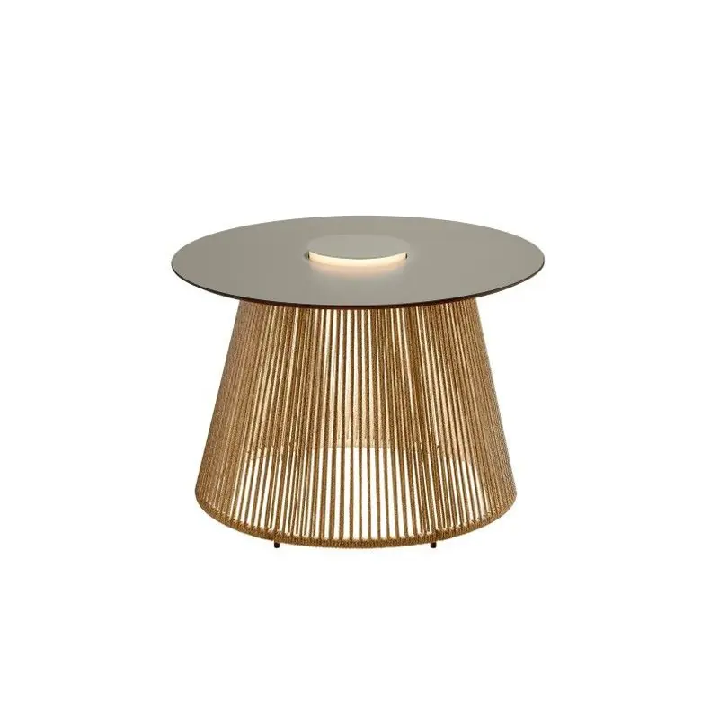 Modèle de Lampe d‘Extérieur à Batterie Nit Portable M/60/R en Beige par Bover