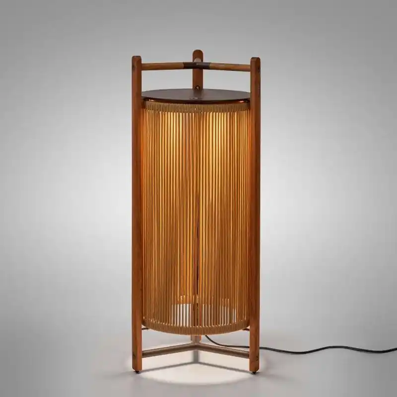 Lampadaire d‘Extérieur Kando P/111 finition Teka en Cordon Nautique couleur Sable par Bover