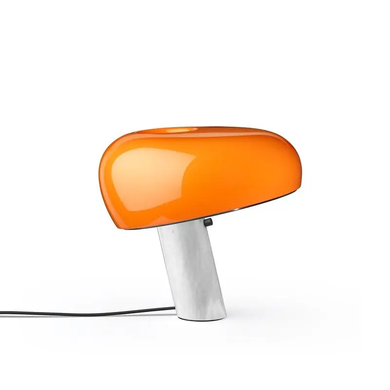 Lampe de table Snoopy orange de Flos