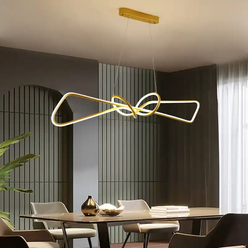 Lustre | IPLATO