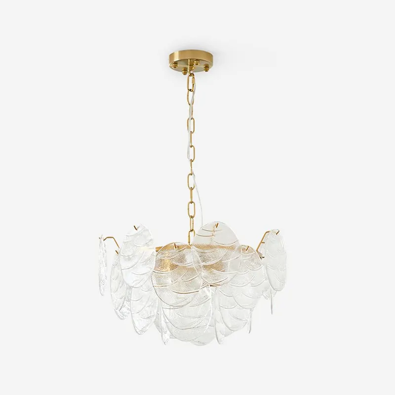Lustrous Chandelier Victorien en Verre Finition Dorée