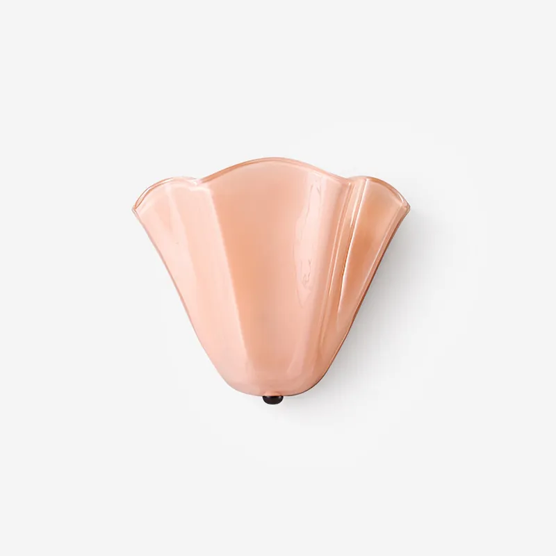 Corala Wandleuchte aus pastellfarbenem Glas in Ventilatorform