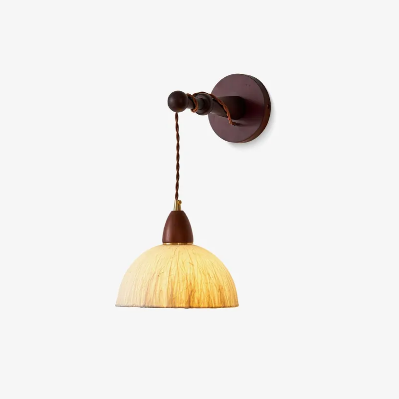 Vitheos Wandleuchte aus elegantem natürlichem Nussbaumholz