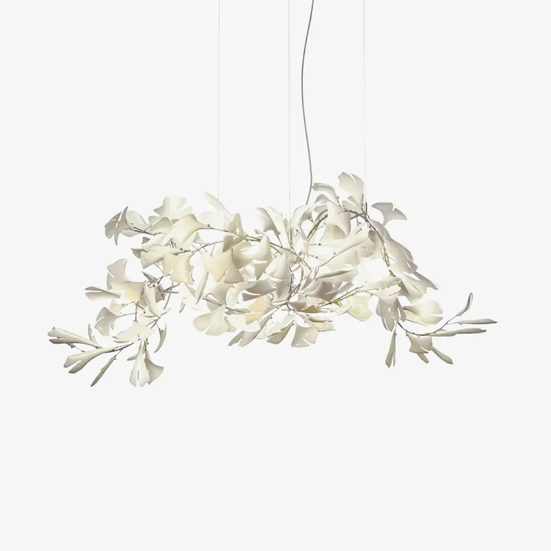 Olivia Kronleuchter aus Keramik mit Ginkgo-Blättern in organischen Kurven