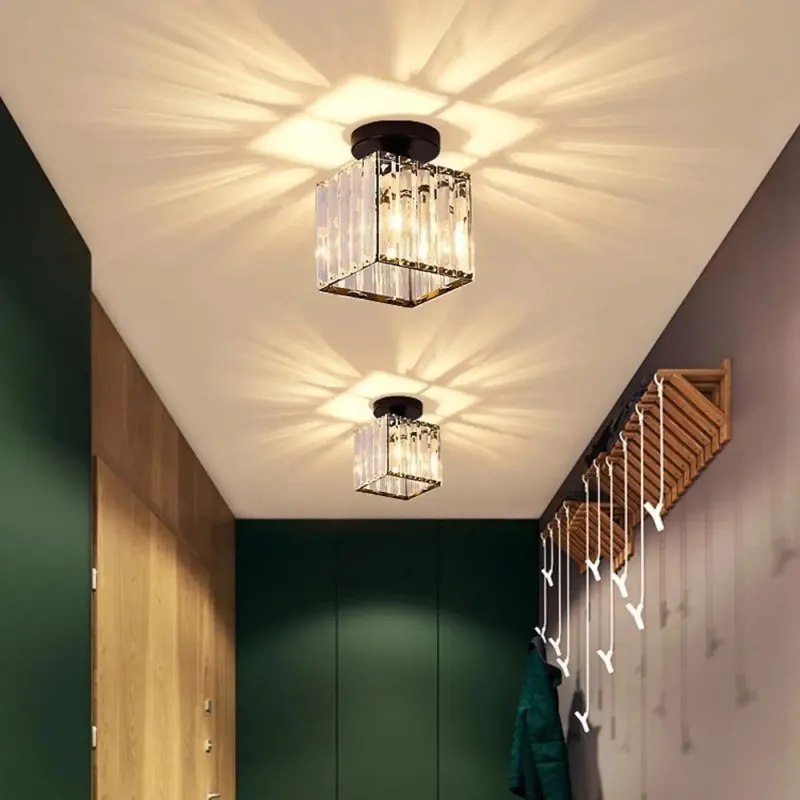 Ceiling light fixture | TAMI
