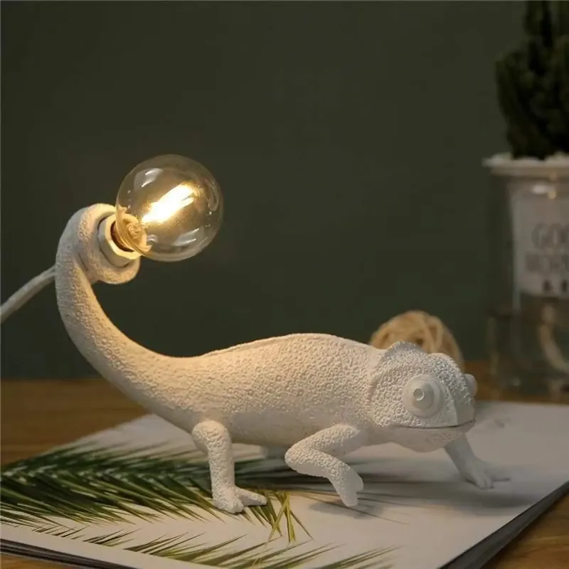 Bedside Lamp | CAMELEON