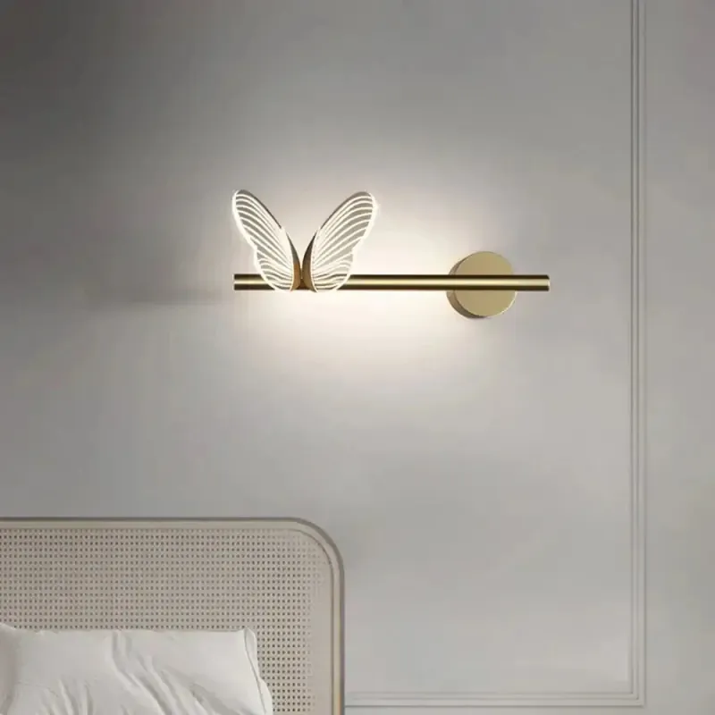 Wall-Mounted Fixture | PADO