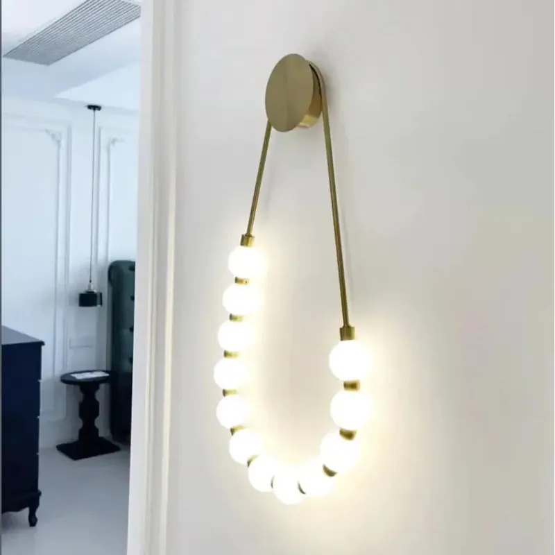 Wall Applique | NECKLACE