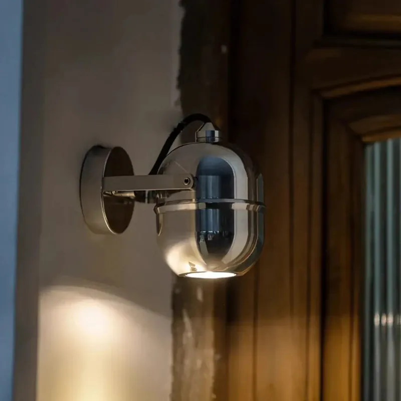 Wall-Mounted Fixture | NIERE