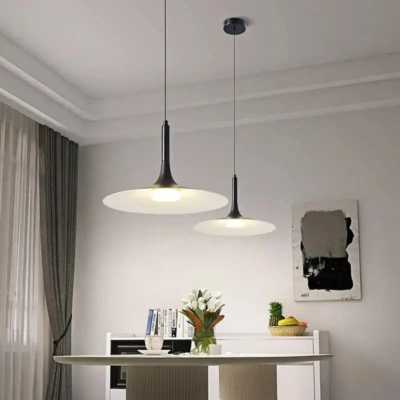 Suspension LED design conique noir