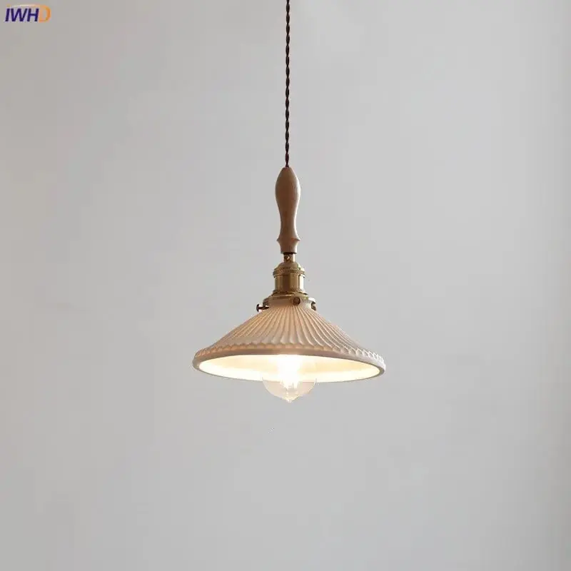 Suspension LED Cuivre et Bois : Décoration Intérieure Moderne
