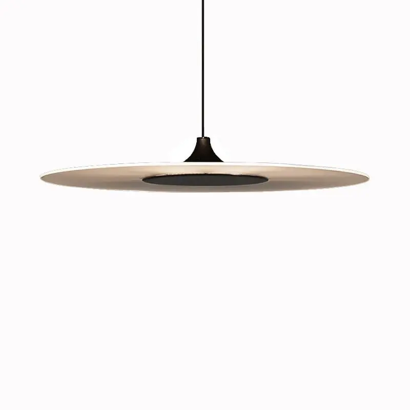 Suspension ronde au design minimaliste innovant.