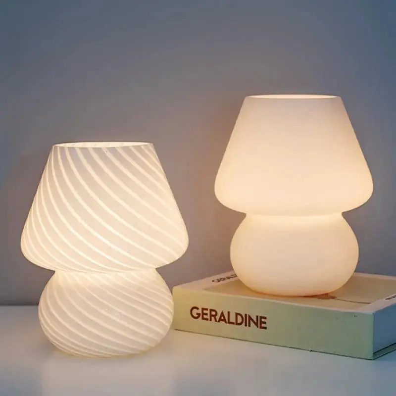 Veilleuse champignon en verre rayé LED