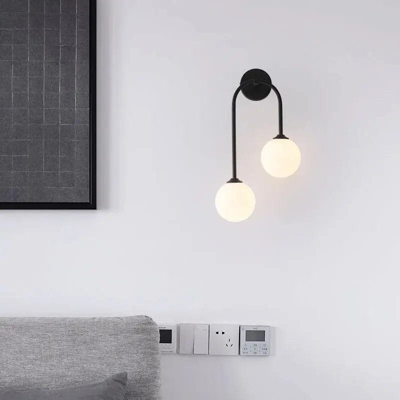 Applique murale LED en verre dépoli