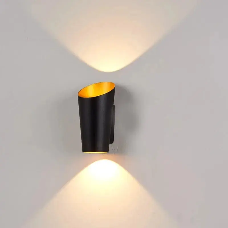 Applique Murale LED Étanche pour Jardin Moderne Nordique
