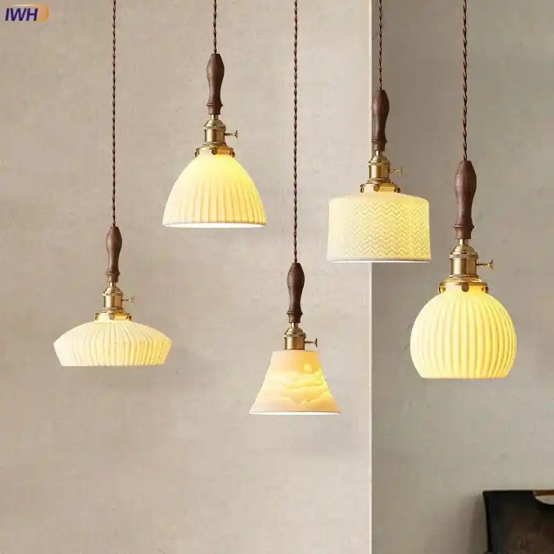 Suspension nordique en bois et céramique