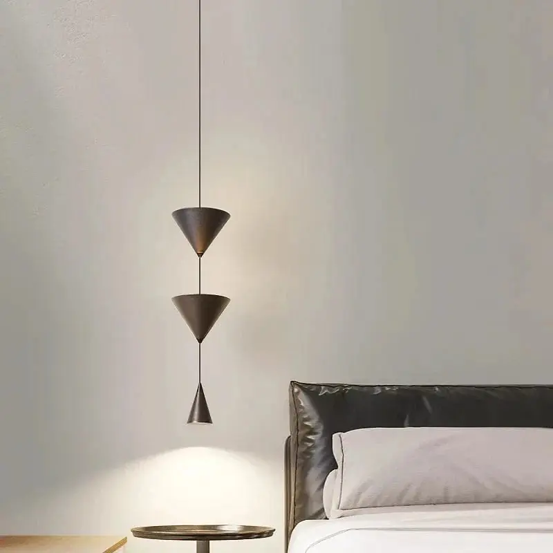 Suspension design minimaliste avec sablier LED pour une décoration intérieure tendance