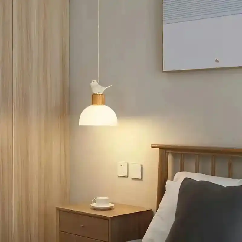 Suspension LED en verre design nordique avec petit oiseau créatif