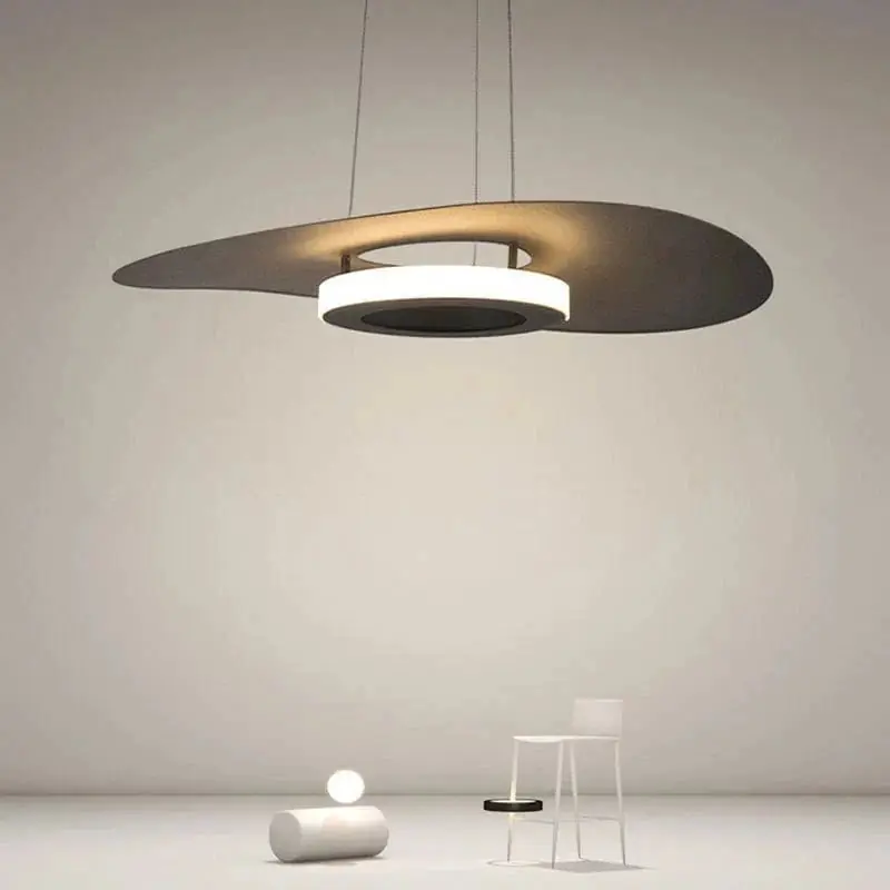 Suspension LED en métal au design nordique ajustable