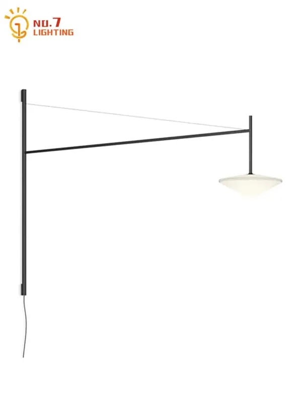 Applique murale industrielle minimaliste avec bras oscillant