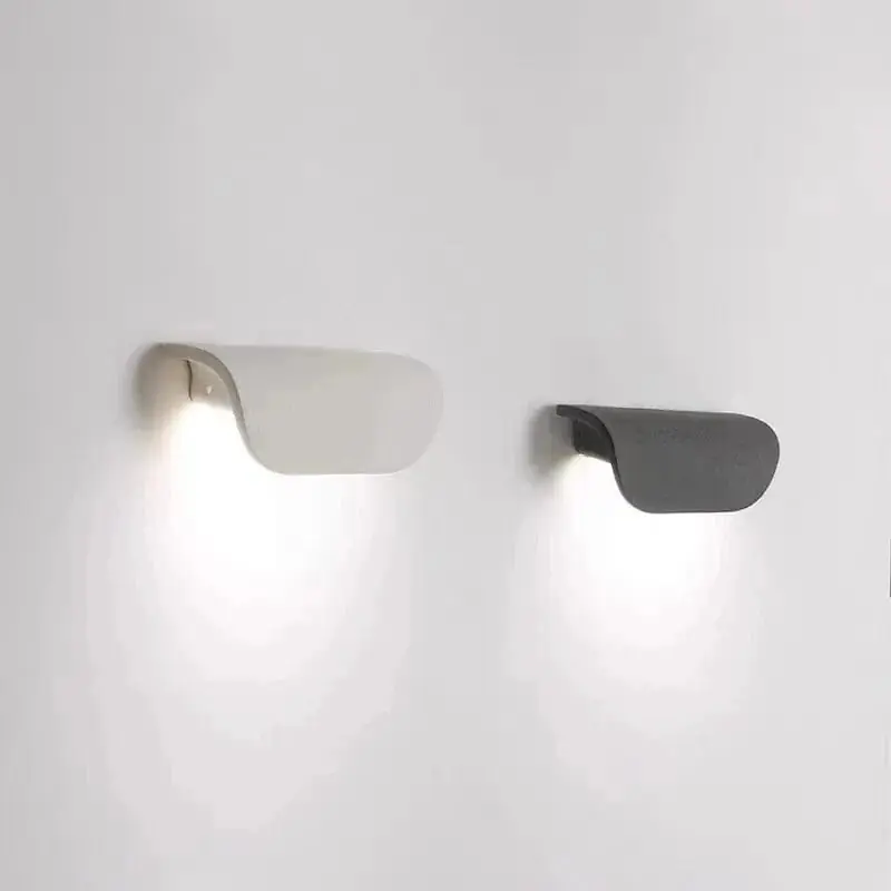 Applique murale LED élégante et épurée