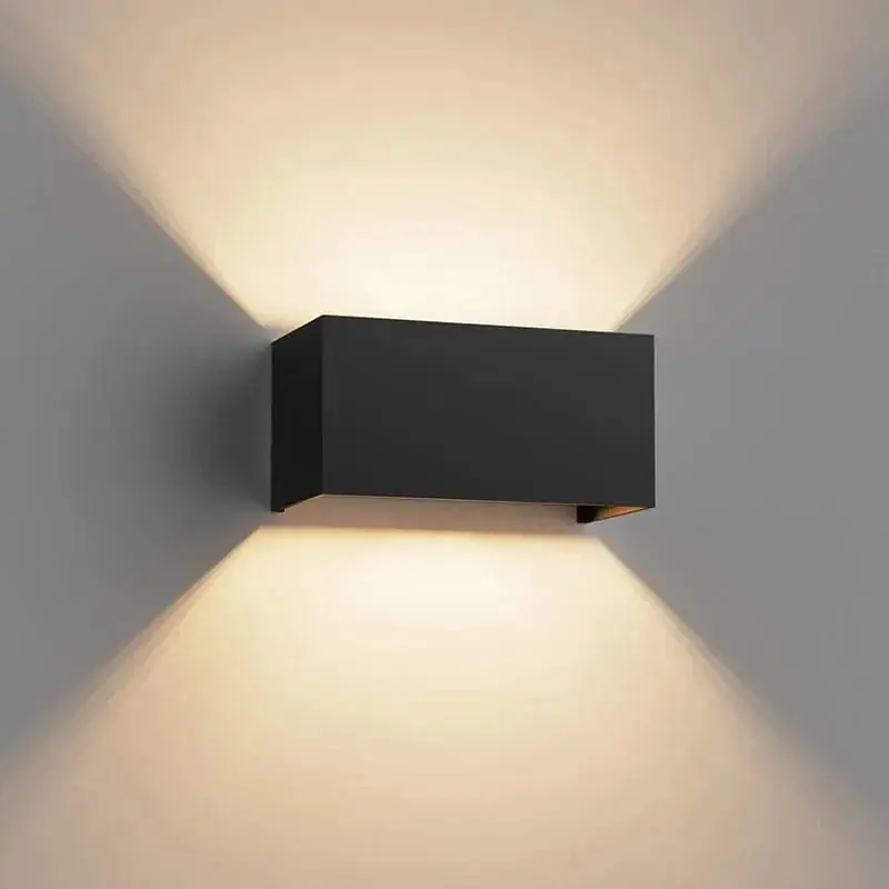 Applique murale LED haut de gamme et étanche IP65