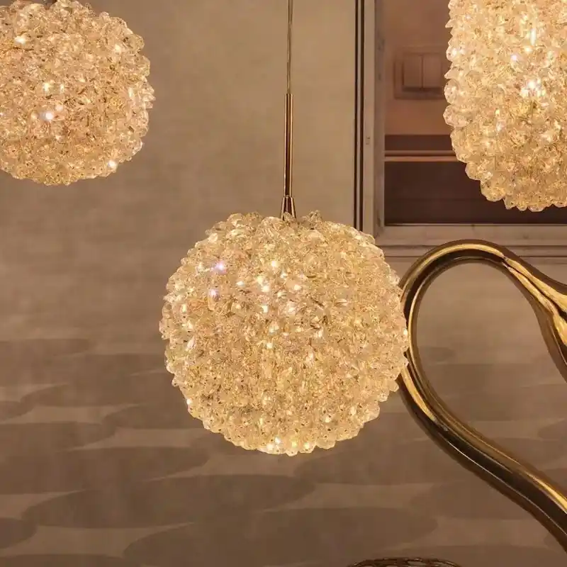 lustre en cristal led léger pour une ambiance romantique et élégante