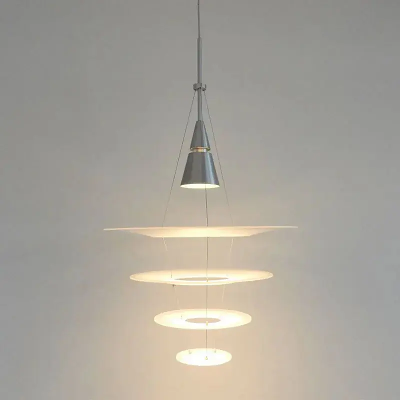 lustres décoratifs pour salons et espaces modernes