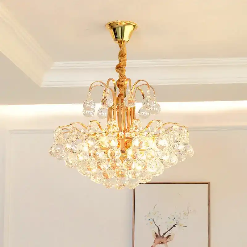 lustre en cristal moderne pour intérieur design et élégant