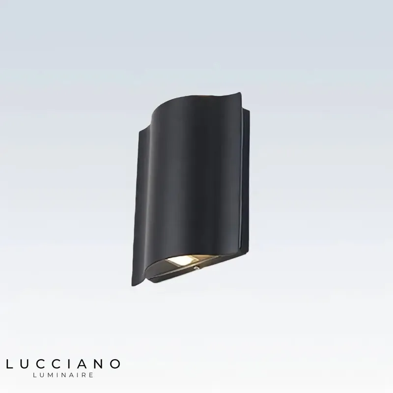 Waterproof durable outdoor wall light