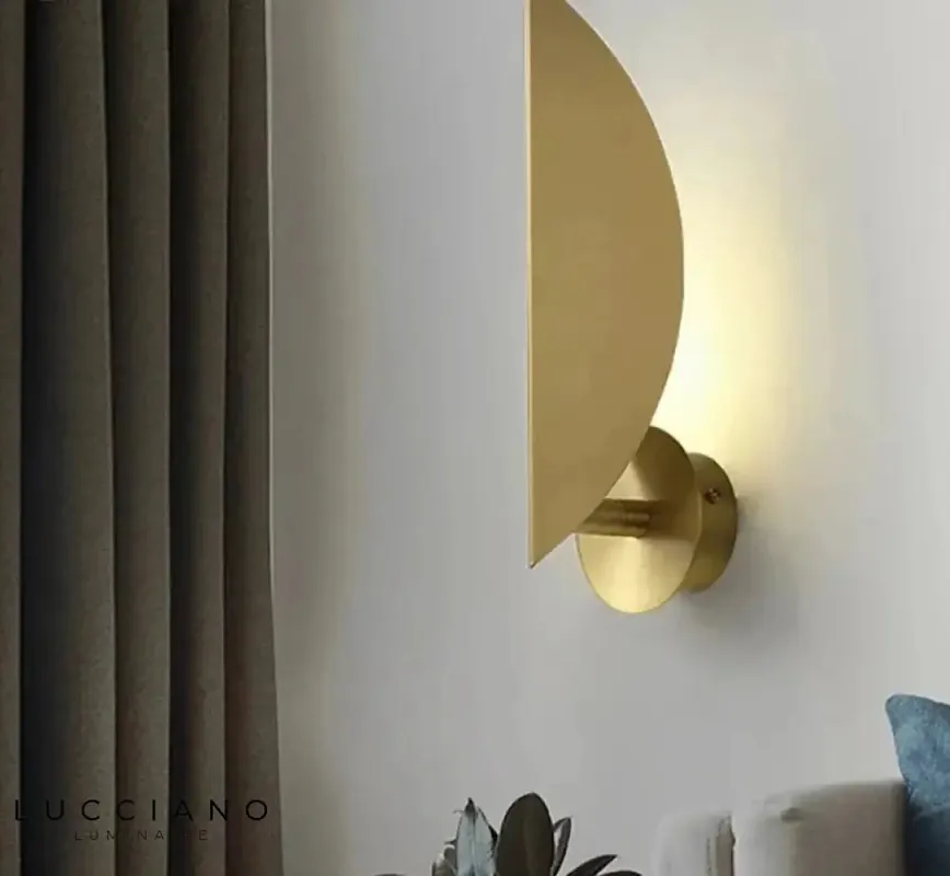 Designer Leaf Gold Wall Light