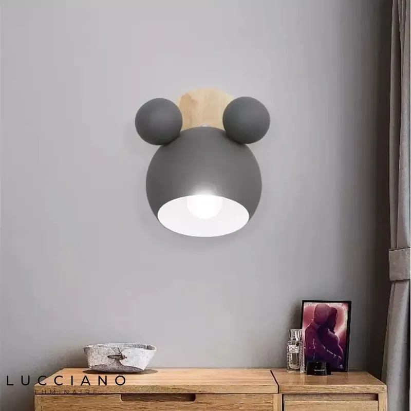 Kids' Wall Light in Pink
