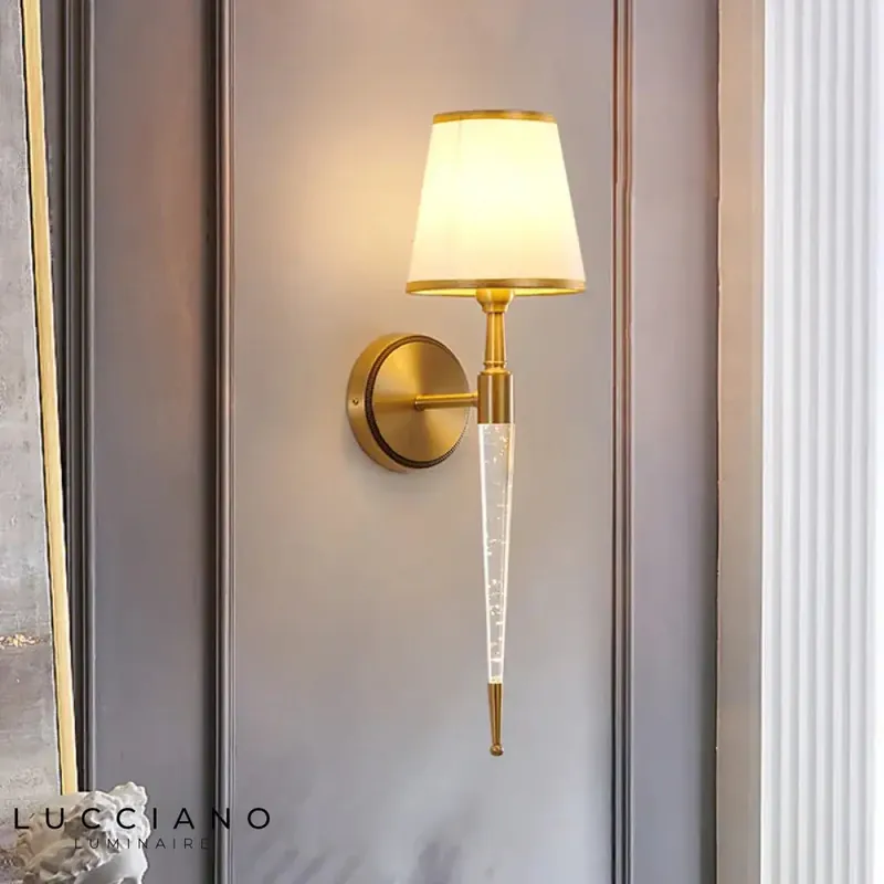 Elegant American vintage design crystal wall light