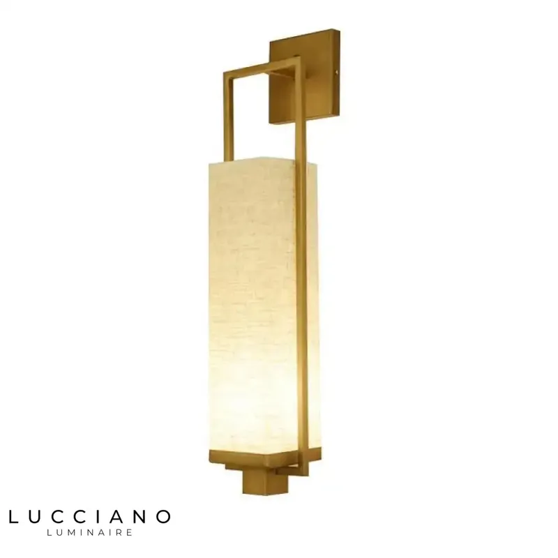 Decorative Asian-style elegant wall light.