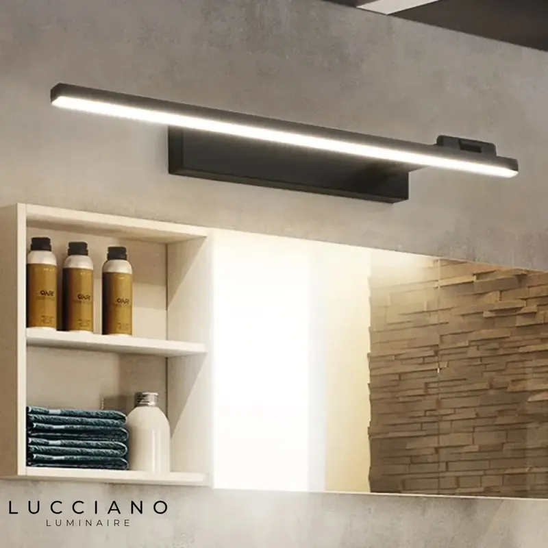 Stylish and modern LED wall light.