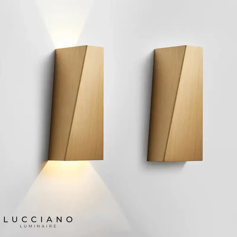 Stylish contemporary design rotating wall light.