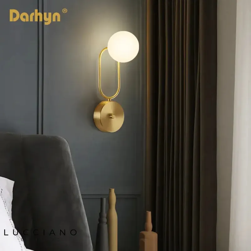 Chic Scandinavian design copper LED wall light