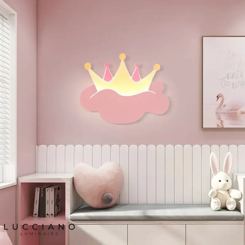 Children's pink crown-shaped light wall lamp
