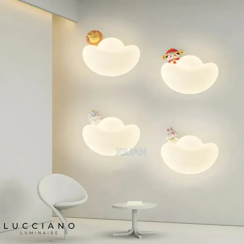 Creative White Lion Wall Lamp Modern Elegant Design