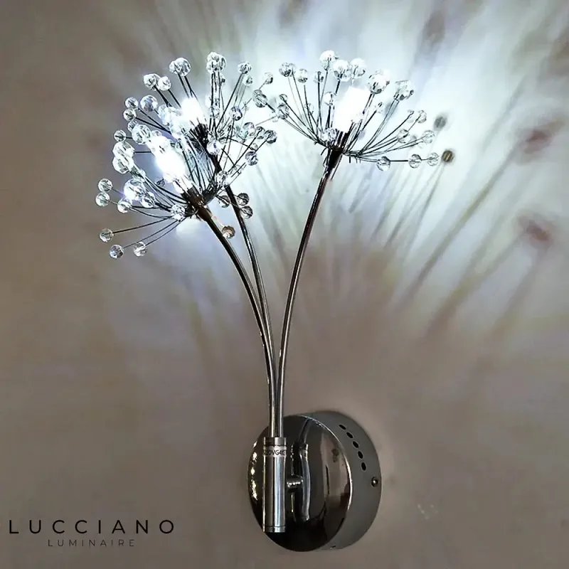 Creative, elegant, transparent wall light.