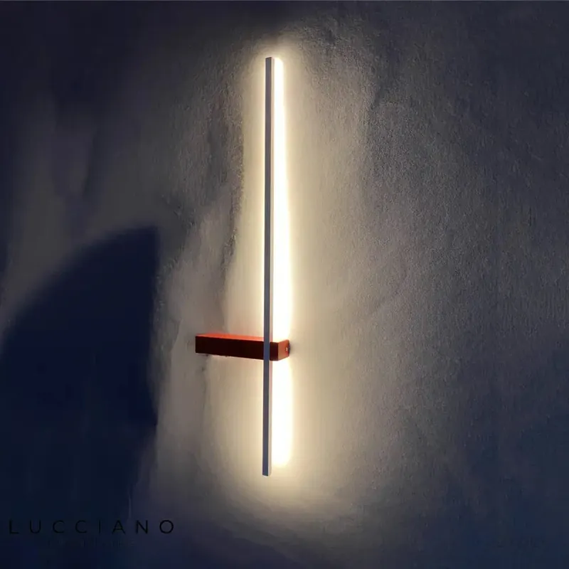sleek minimalist contemporary elegant wall light