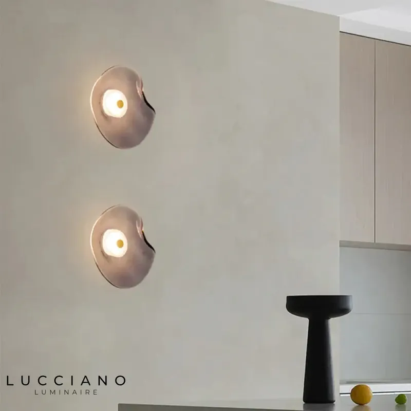 Art deco LED wall light: modern luminous elegance.